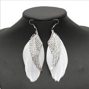🆕 Angel Wing feathers earrings 🤩